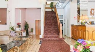 OYO Historic Cameron Hotel Brownsville I-69E - 6