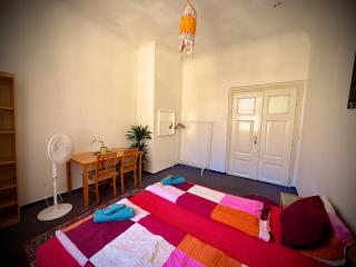 Just 3 min Walk Old Town Center private room A - 2