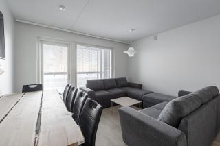 Spacious 1BR Apt. Next to Lake Näsijärvi | Sauna & Free Parking - 1