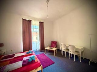 Just 3 min Walk Old Town Center private room B - 4