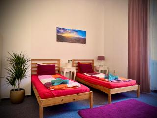 Just 3 min Walk Old Town Center private room B - 7