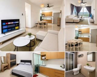 Twin Tower View - Cozy 3BR Home - 0