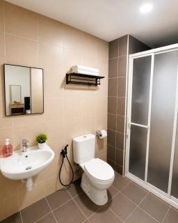 Twin Tower View - Cozy 3BR Home - 6