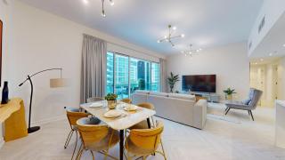 Vacationer Holiday Homes I Majestic Upgraded 2 Bedroom I City Views l Low Floor - 2