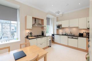 GuestReady - Spacious 1bed in Newington, Edinburgh - 3