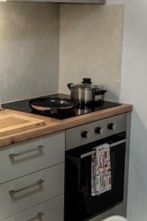 3BR Old Town Retreat - 2min Walk to Sea - 2