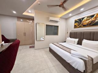 Leaf 9 Imperial, Subhash Nagar, Pacific Mall - 2