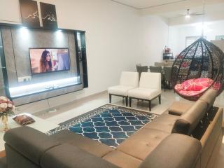 D'Zara Homestay - 6