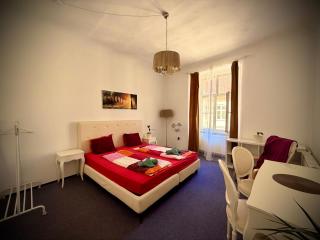 Just 3 min Walk Old Town Center private room D - Prag - 7