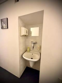Just 3 min Walk Old Town Center private room E - Prague - 1