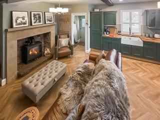 Warden's Cottage - 7