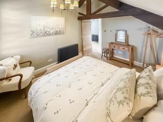 Warden's Cottage - 3