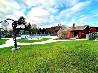 Ferienhaus MILA - Pool, Sauna, Whirlwanne, 5000qm Privatgelände mit Bolzplatz - 4