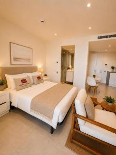 Gibraltar Luxe Stay 1002 - 9