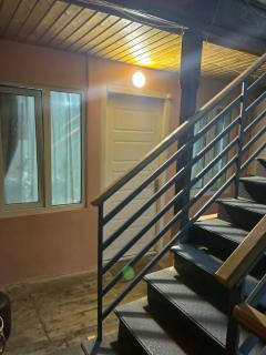 Central Vera Apartment Steps to Rustaveli Metro - 3