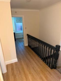 Modern Bournemouth House 4 Bed Sleeps 8 New - 8