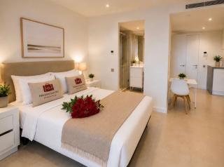 Gibraltar Luxe Stay 1002 - 0