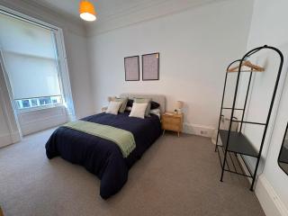 Central Spacious 2BR Home in the heart of Montrose - 5