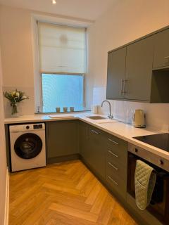Central Spacious 2BR Home in the heart of Montrose - 4