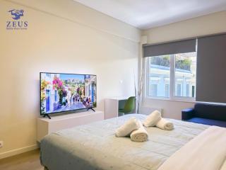 Cozy Plaka City Centre suite - 2