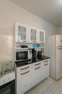Apartamento Completo no Centro - 2 Quartos Wi-Fi e Cozinha Equipada - 5