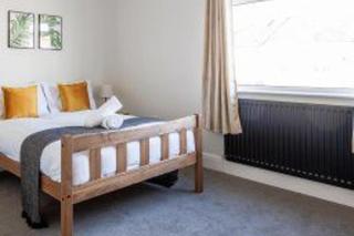 3 Br home perfect for big groups - 6