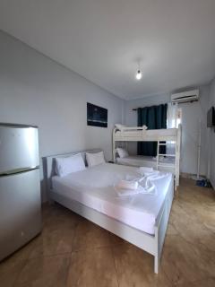Mati's Guesthouse - 4