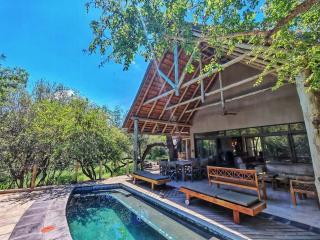 Magnificent home on exclusive wildlife estate - 0