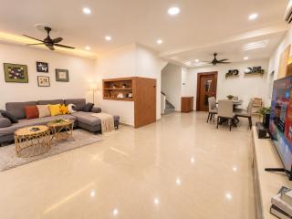 JB Austin Cozy Home near IKEA Tebrau - 3