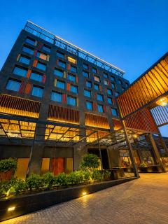 Ramada Encore by Wyndham Ayodhya Takpura - 2
