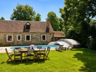 Gîte de la Mare Ronde - Studio 2 personnes - Le Jardin - Piscine - 4