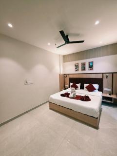Hotel Vyom Residency - 5