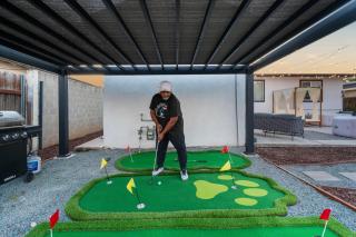 Triple Hot Tub Heaven Fire Pit and Game room - 9