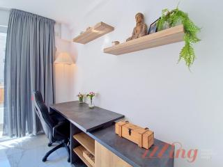 A Chic One-Bedroom Retreat with Balcony in St Pauls Bay - 9