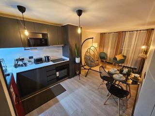 Home Sweet Home - 1