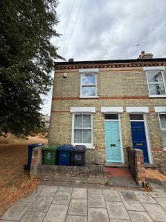 Stylish Cambridge Home Near City Centre - 8