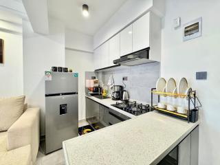 M&E Luxury Suites, Kilimani - Fully Furnished 1-Bedroom - 1
