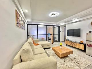 M&E Luxury Suites, Kilimani - Fully-Furnished Partitioned Mini 1-Bedroom - 0