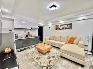 M&E Luxury Suites, Kilimani - Fully-Furnished Partitioned Mini 1-Bedroom - 8
