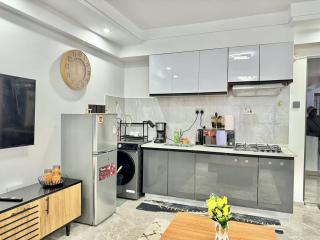 M&E Luxury Suites, Kilimani - Fully-Furnished Partitioned Mini 1-Bedroom - 1