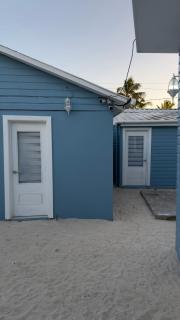 Blue House Beach Front - 9