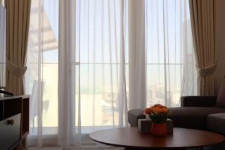 Luxe 1BR Haven - Calm Modern Escape - 3