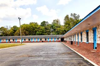 Hospitality Inn - 9