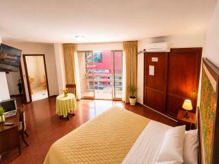 Hotel Mediterraneo-Free Breakfast - 4
