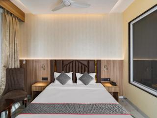 Hotel Asian Blue Near Delhi Aiport - 1