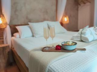 Tenuta Le Pietre Bed & Breakfast - 0