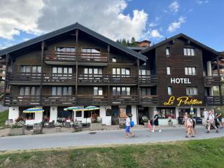 Hotel Le Postillion - 9
