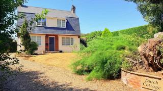 Charming 2-Bedroom Suffolk Cottage with Countryside Views - 0