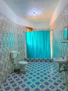 Sicorisa Royal Hotel - 0