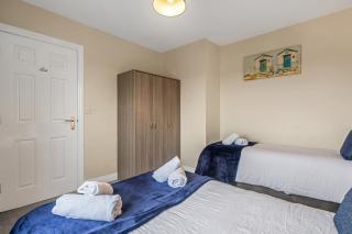 Flexible 5 Bedroom House with Games Room near EMA - 6